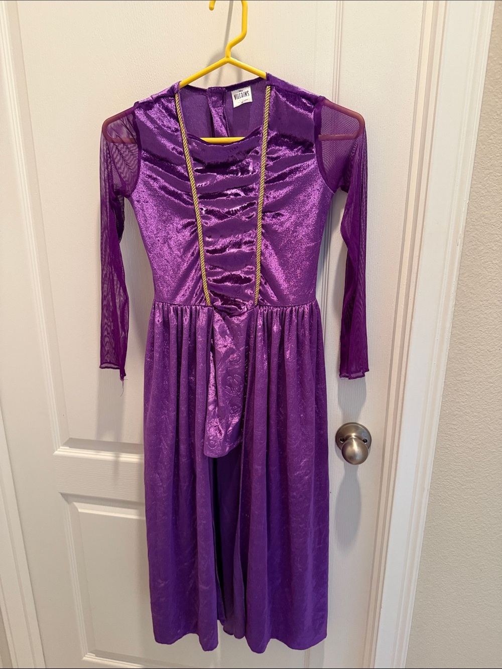 Disney villains Purple Costume see the detail in short skirt of poison apples